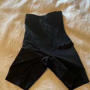 HoneyLove SuperPower Short
